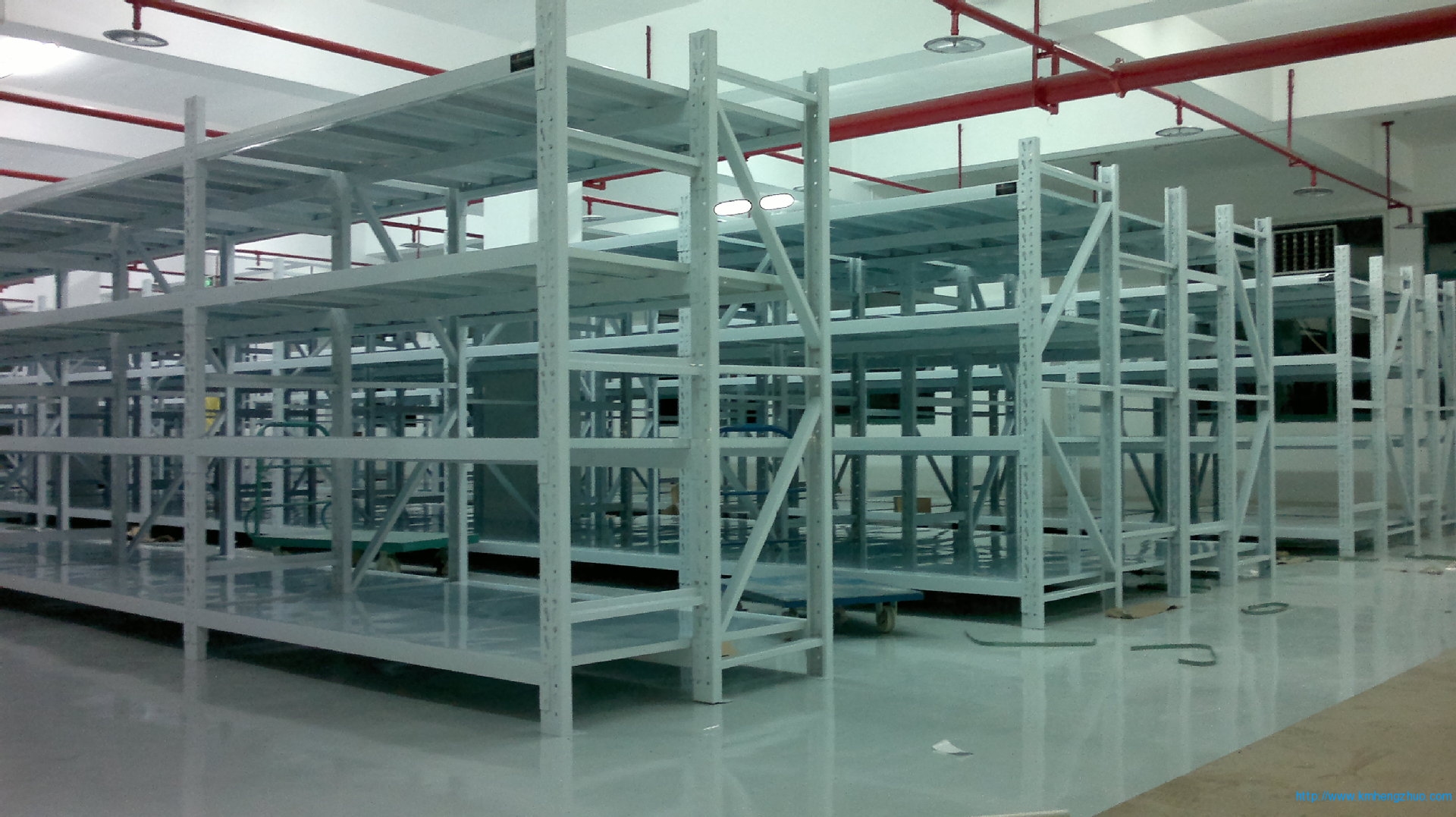 HZ-350型輕型貨架應用案例