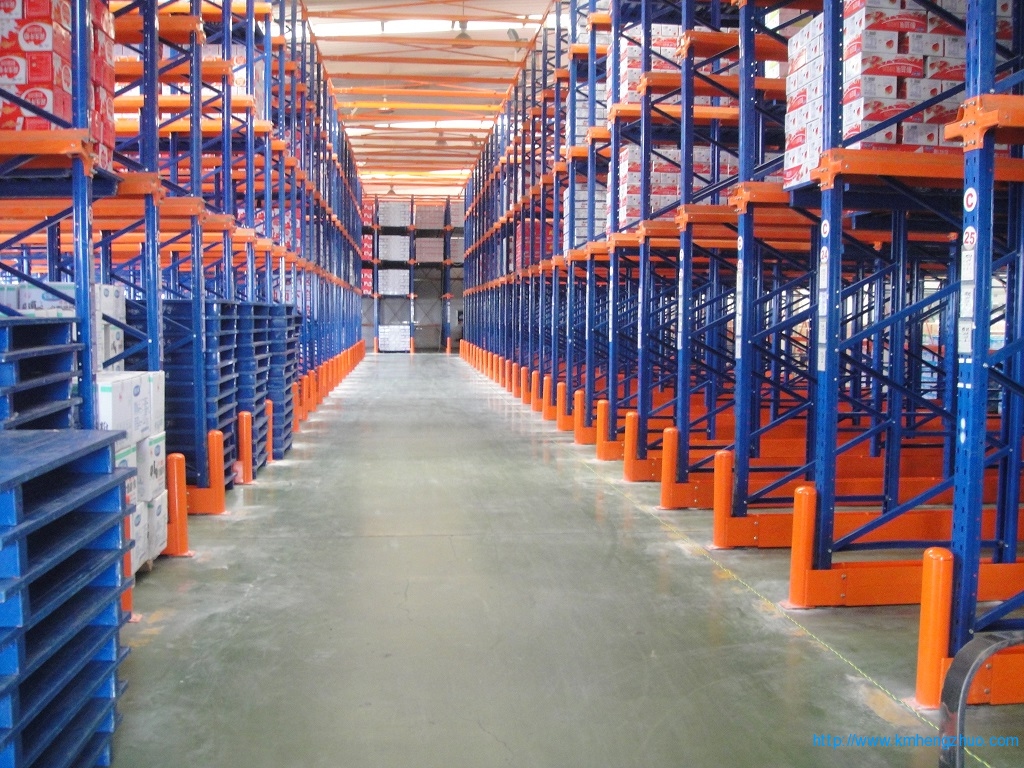 HZ-798型通廊式貨架 通廊式倉庫貨架應(yīng)用案例